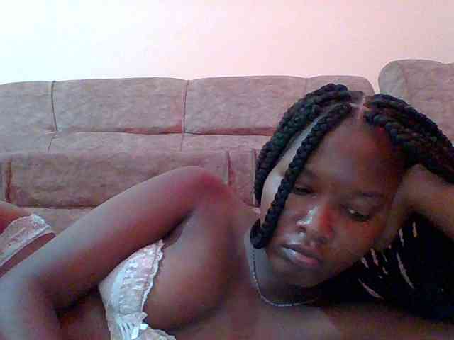 Hornyqueen4 webcam