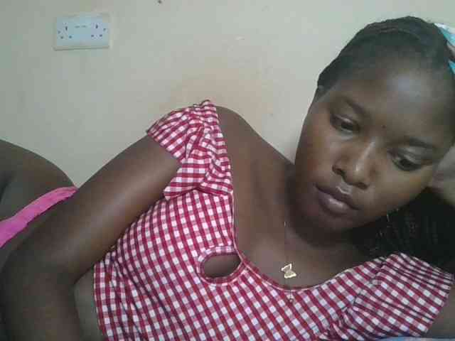 Hornyqueen4 webcam