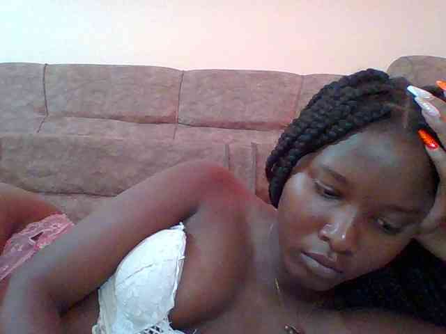 Hornyqueen4 webcam