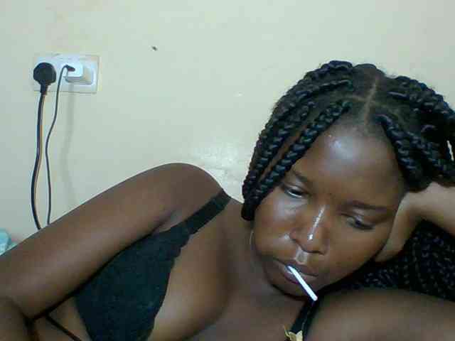 Hornyqueen4 webcam