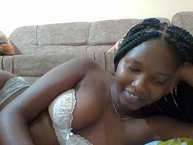 Hornyqueen4 webcam