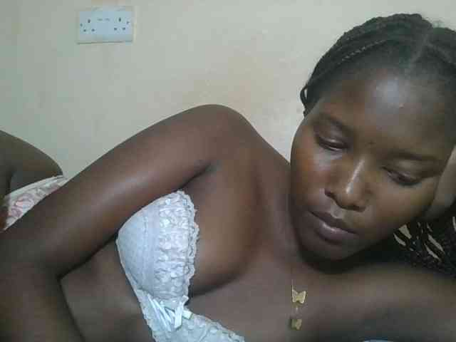 Hornyqueen4 webcam