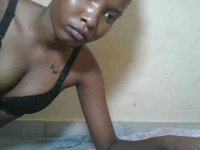 Hornyqueen4 Hornyqueen4