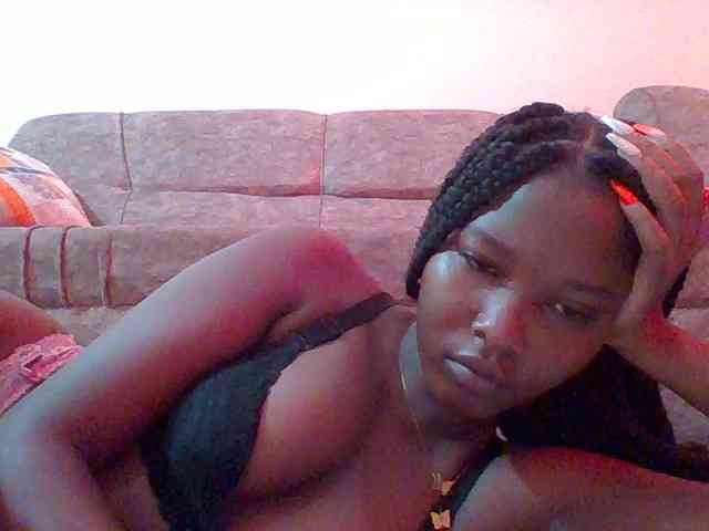 Hornyqueen4 webcam