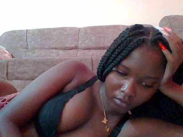 Hornyqueen4 webcam