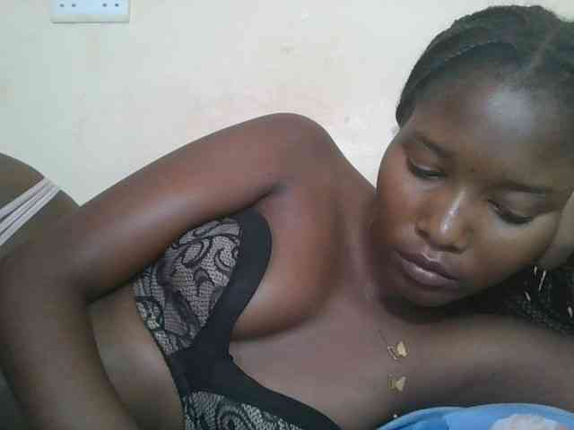 Hornyqueen4 webcam