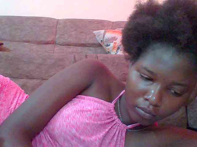 Hornyqueen4 webcam
