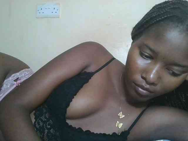 Hornyqueen4 webcam