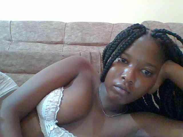 Hornyqueen4 webcam