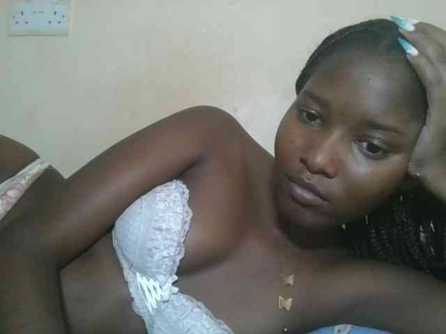 Hornyqueen4 webcam