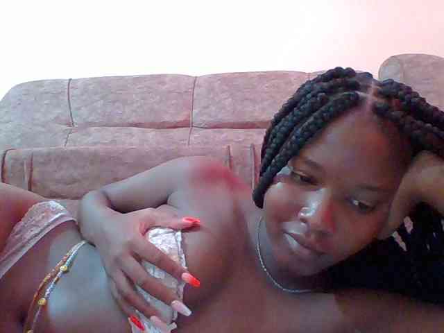 Hornyqueen4 webcam