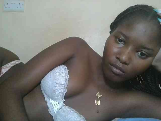 Hornyqueen4 webcam