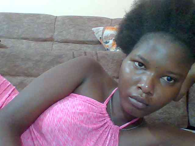 Hornyqueen4 webcam