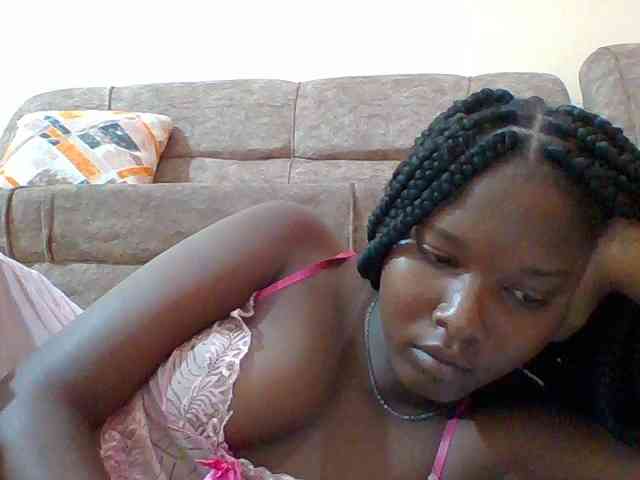 Hornyqueen4 webcam