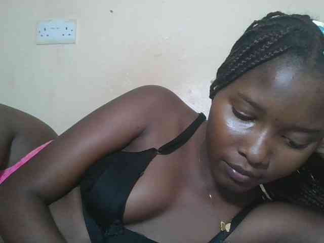 Hornyqueen4 webcam