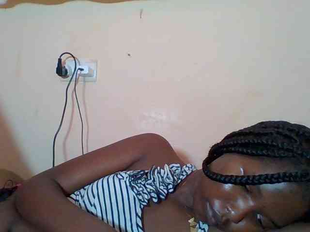 Hornyqueen4 webcam