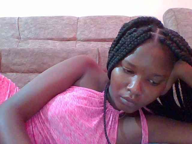 Hornyqueen4 webcam