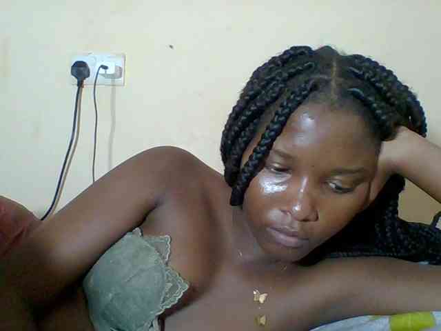 Hornyqueen4 webcam
