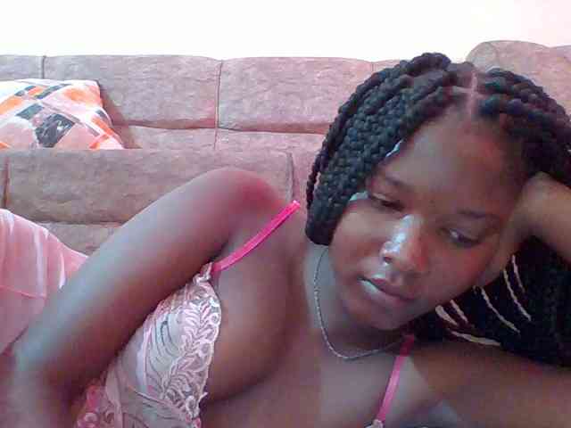 Hornyqueen4 webcam