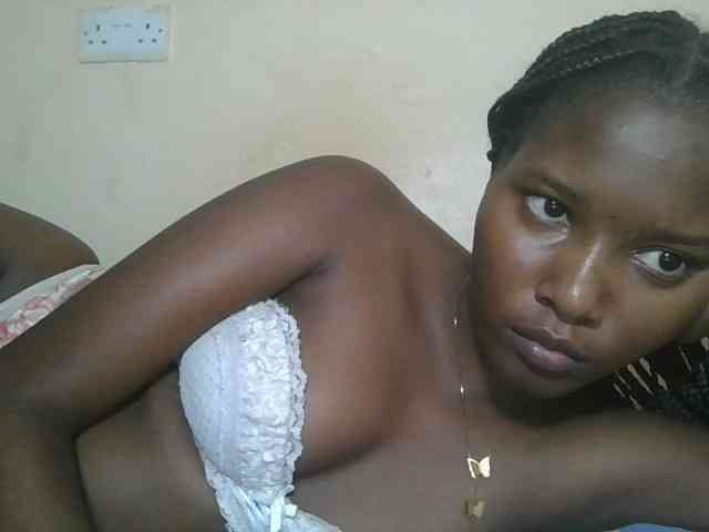Hornyqueen4 webcam