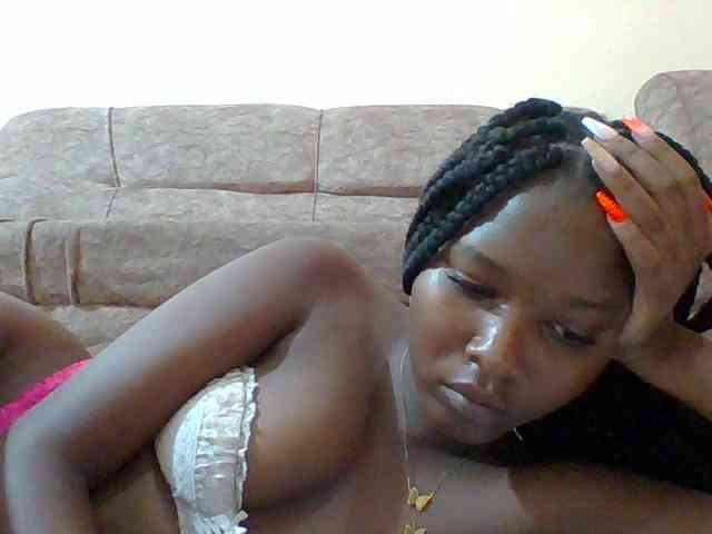Hornyqueen4 webcam