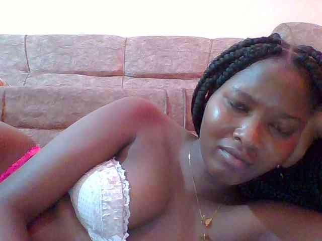 Hornyqueen4 webcam