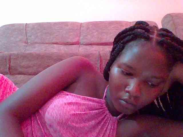 Hornyqueen4 webcam