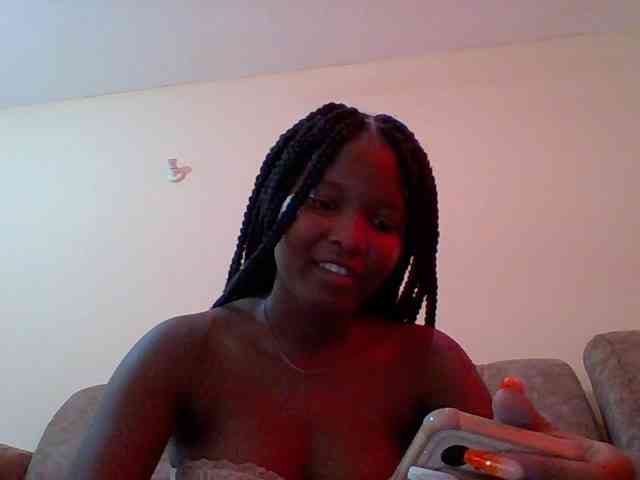 Hornyqueen4 webcam