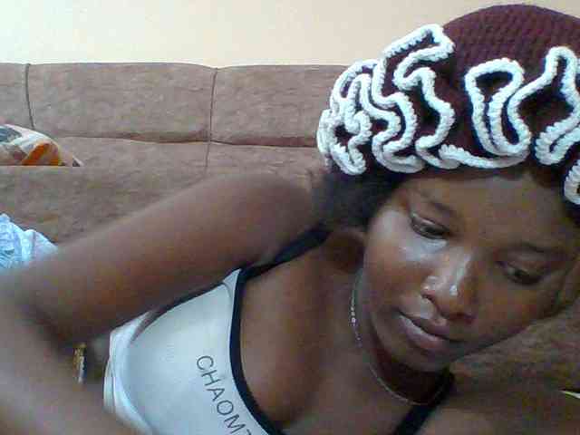 Hornyqueen4 webcam