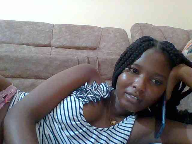 Hornyqueen4 webcam