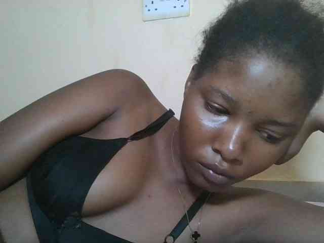 Hornyqueen4 Live Webcam on BongaCams