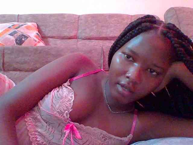 Hornyqueen4 webcam