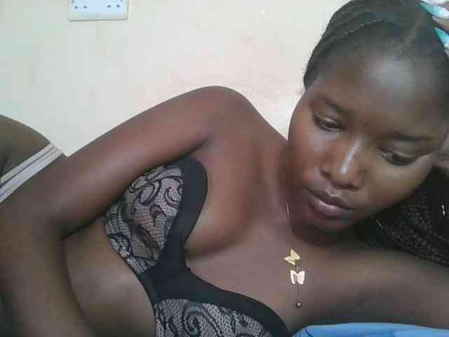 Hornyqueen4 webcam