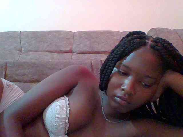 Hornyqueen4 webcam