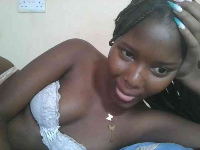 Hornyqueen4 webcam