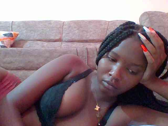 Hornyqueen4 webcam