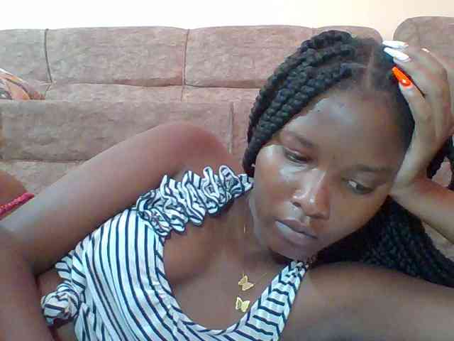 Hornyqueen4 webcam
