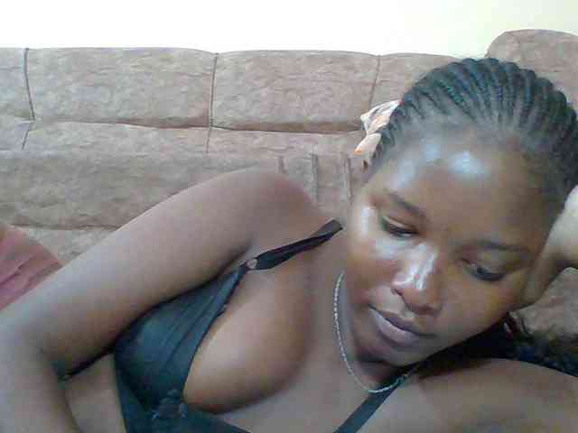 Hornyqueen4 webcam