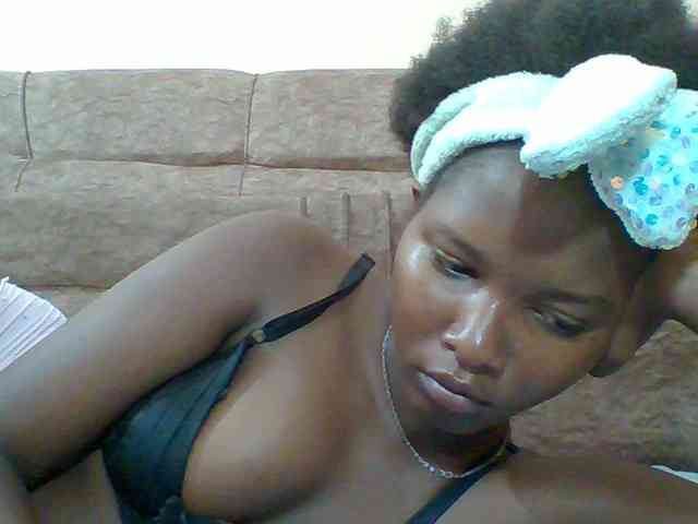 Hornyqueen4 webcam