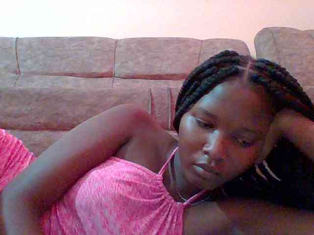 Hornyqueen4 webcam