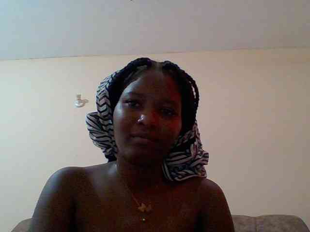 Hornyqueen4 webcam