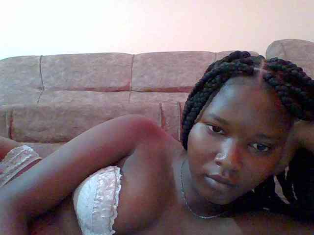 Hornyqueen4 webcam