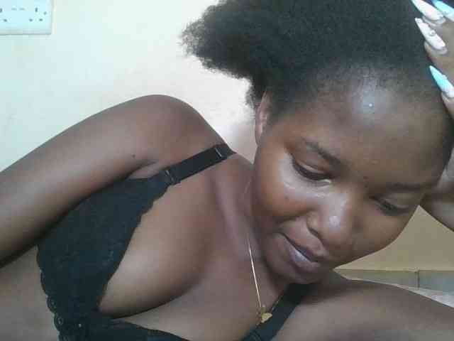 Hornyqueen4 Hornyqueen4