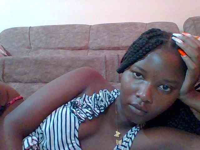 Hornyqueen4 webcam