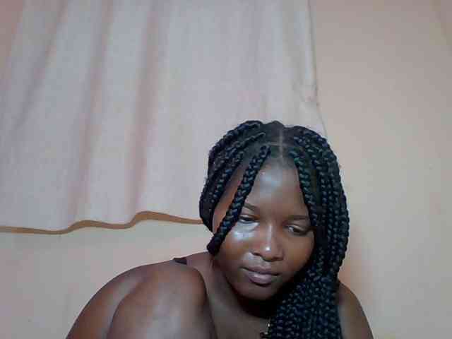 Hornyqueen4 webcam