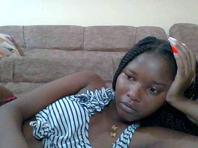 Hornyqueen4 webcam