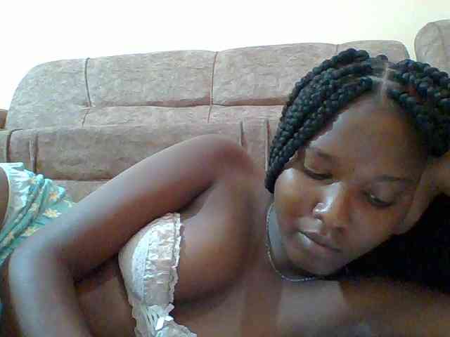Hornyqueen4 webcam