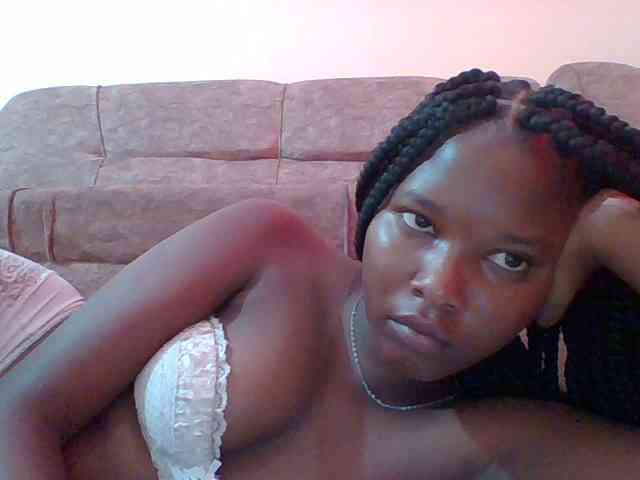 Hornyqueen4 webcam