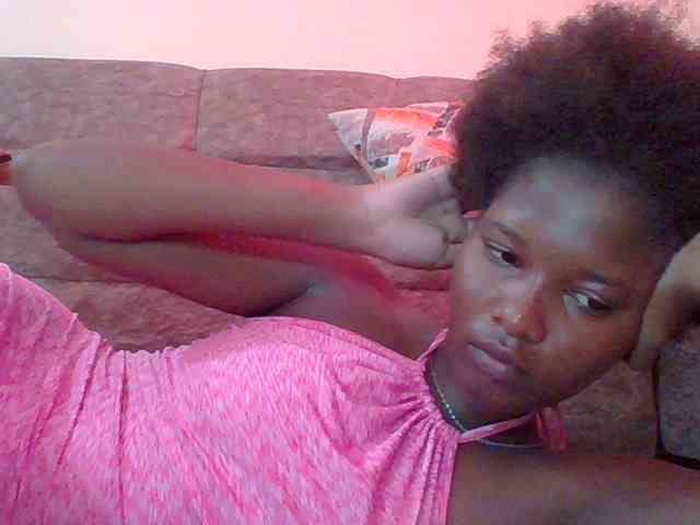 Hornyqueen4 webcam