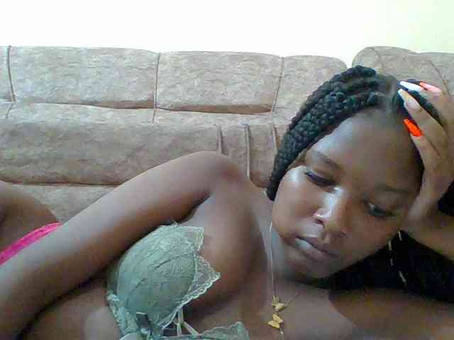 Hornyqueen4 webcam